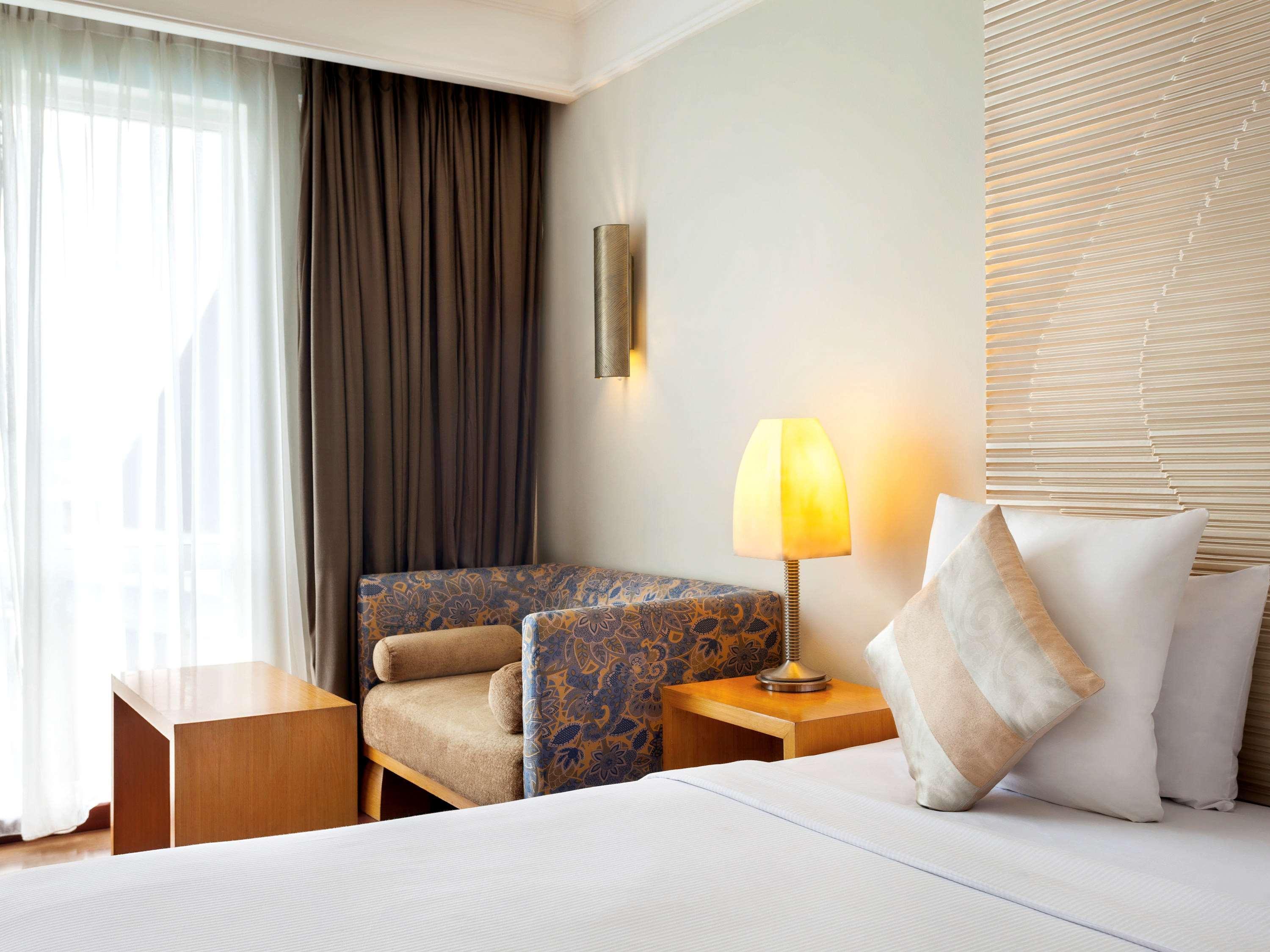 Novotel Semarang Exterior foto