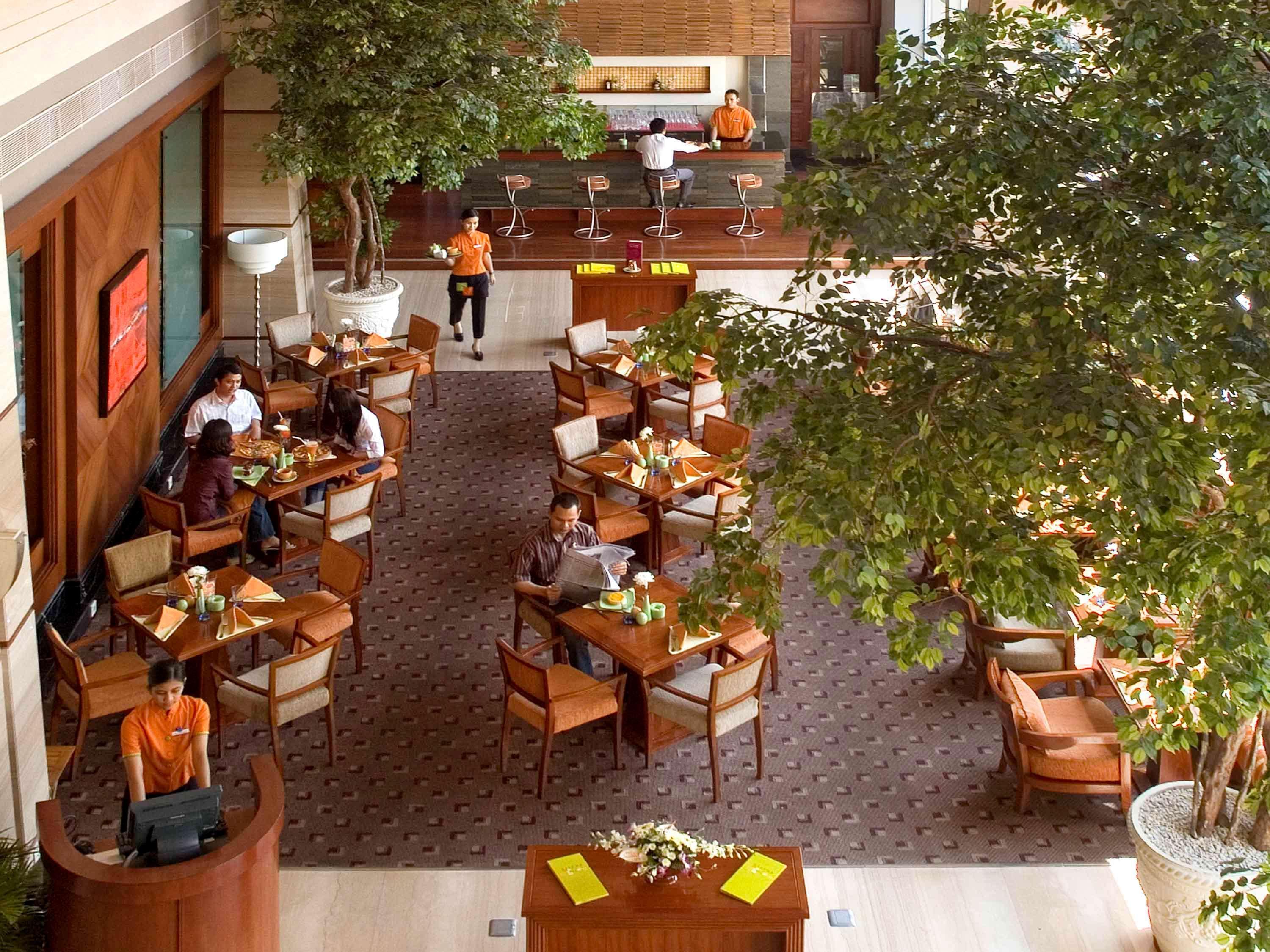 Novotel Semarang Exterior foto
